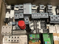 Partij installatiemateriaal - afbeelding 2 van  9