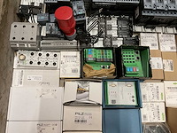 Partij installatiemateriaal - afbeelding 5 van  9