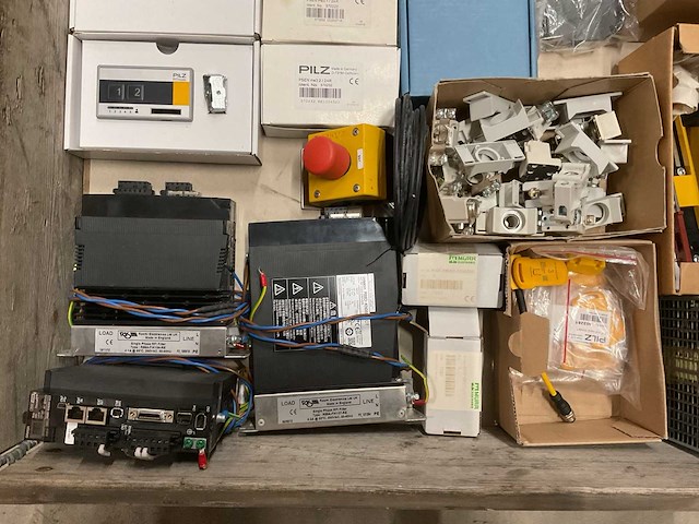 Partij installatiemateriaal - afbeelding 9 van  9