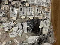 Partij installatiemateriaal - afbeelding 4 van  9