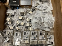 Partij installatiemateriaal - afbeelding 7 van  9