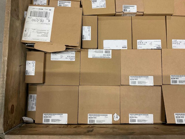 Partij installatiemateriaal - afbeelding 9 van  9