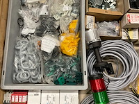Partij installatiemateriaal - afbeelding 5 van  9
