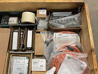 Partij installatiemateriaal - afbeelding 3 van  9