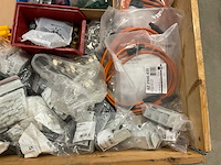 Partij installatiemateriaal - afbeelding 8 van  9