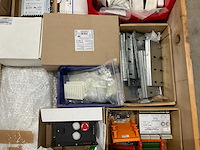 Partij installatiemateriaal - afbeelding 7 van  9