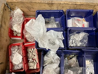 Partij installatiemateriaal - afbeelding 2 van  7