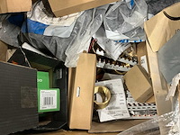 Partij installatiemateriaal - afbeelding 6 van  7