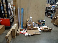 Partij installatiemateriaal - afbeelding 1 van  18