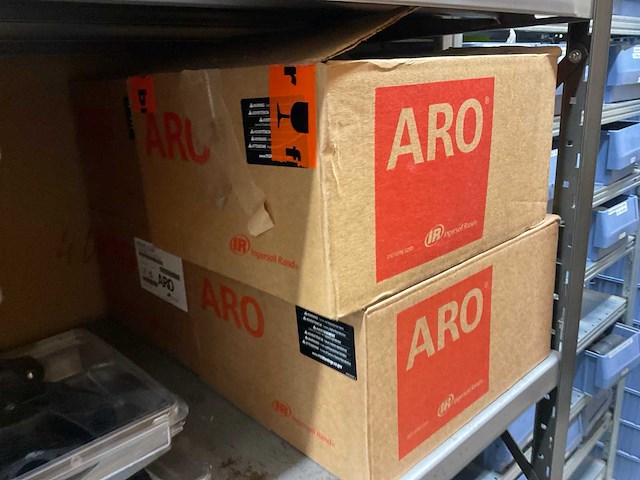 Partij installatiemateriaal - afbeelding 8 van  22