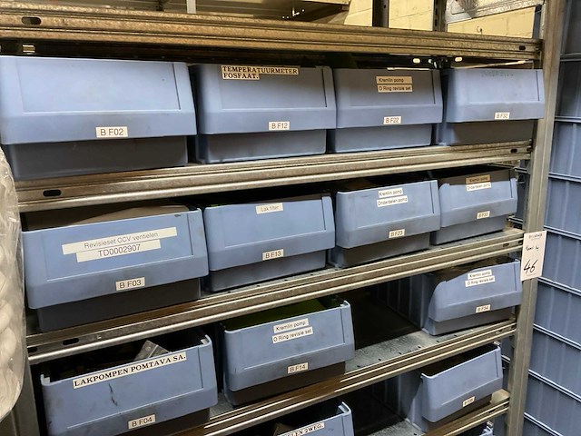 Partij installatiemateriaal - afbeelding 11 van  22