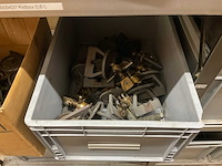 Partij installatiemateriaal - afbeelding 18 van  22