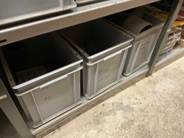 Partij installatiemateriaal - afbeelding 22 van  22