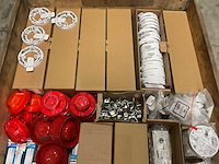 Partij installatiemateriaal - afbeelding 3 van  7