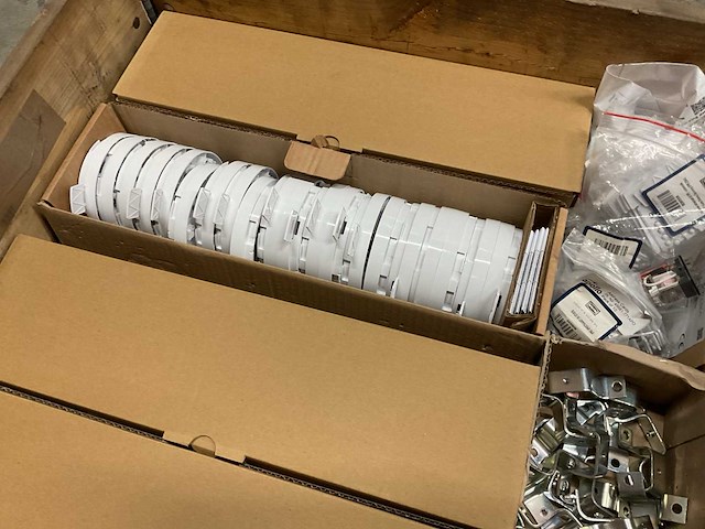 Partij installatiemateriaal - afbeelding 6 van  7