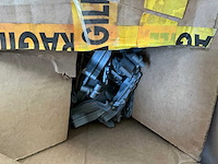 Partij installatiemateriaal - afbeelding 2 van  11