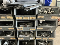 Partij installatiemateriaal - afbeelding 2 van  10