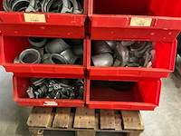 Partij installatiemateriaal - afbeelding 2 van  3
