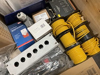 Partij installatiemateriaal - afbeelding 6 van  10