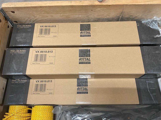 Partij installatiemateriaal - afbeelding 8 van  10