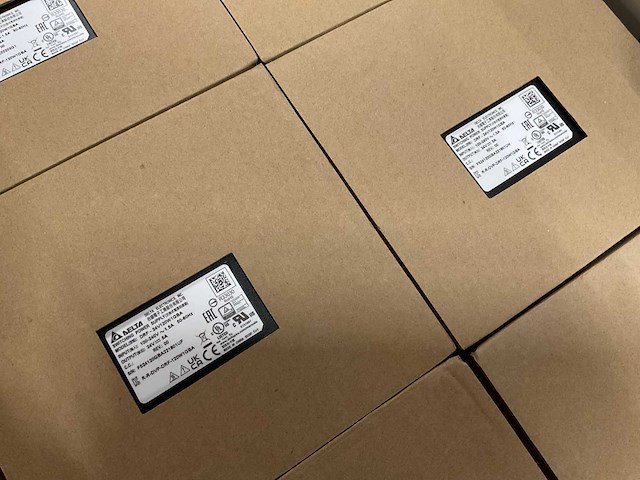 Partij installatiemateriaal - afbeelding 9 van  11