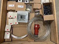 Partij installatiemateriaal - afbeelding 2 van  7