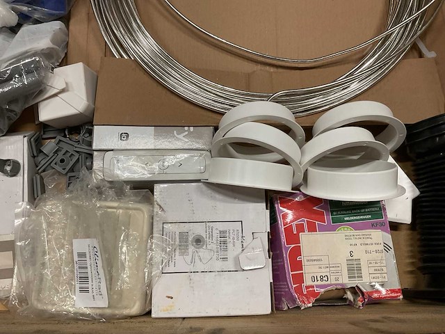 Partij installatiemateriaal - afbeelding 7 van  8