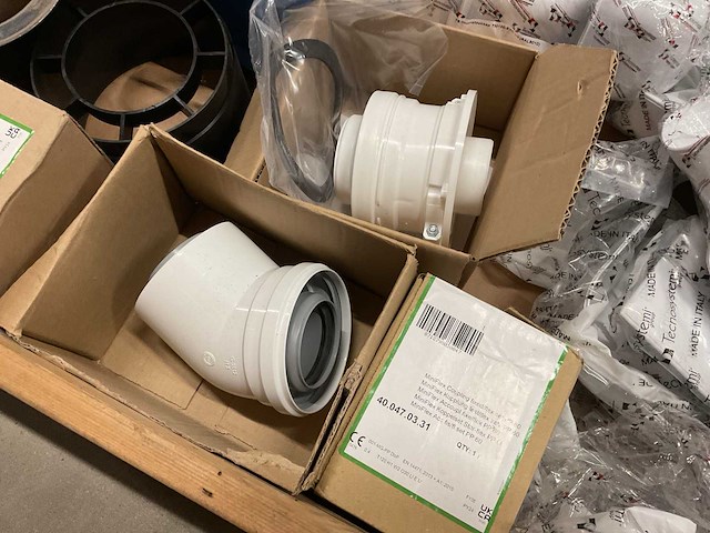 Partij installatiemateriaal - afbeelding 5 van  8