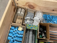 Partij installatiemateriaal - afbeelding 3 van  11