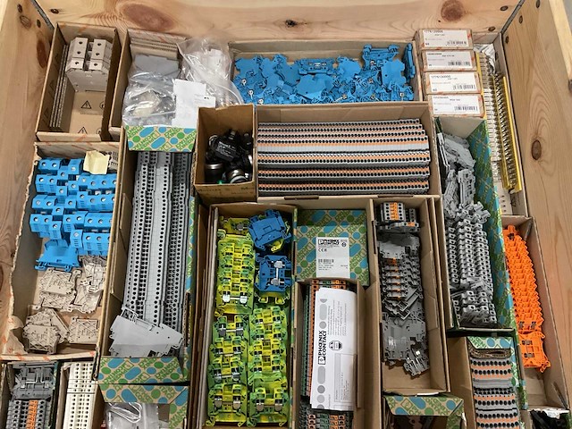 Partij installatiemateriaal - afbeelding 5 van  11