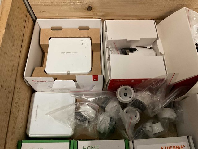 Partij installatiemateriaal - afbeelding 8 van  10