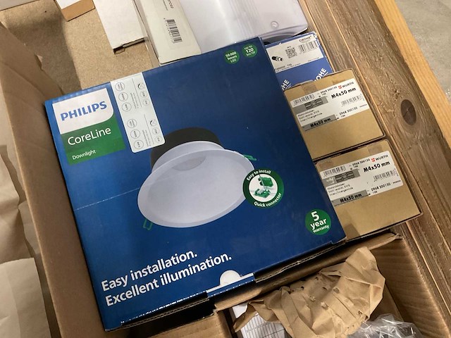 Partij installatiemateriaal - afbeelding 10 van  10