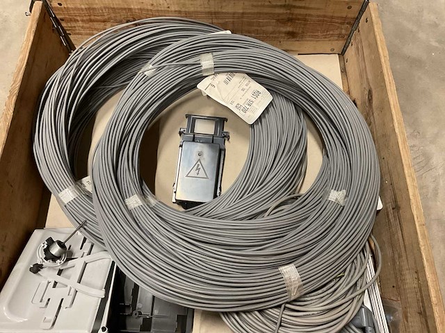 Partij installatiemateriaal - afbeelding 3 van  6