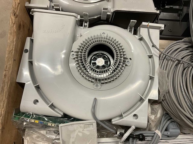 Partij installatiemateriaal - afbeelding 5 van  6