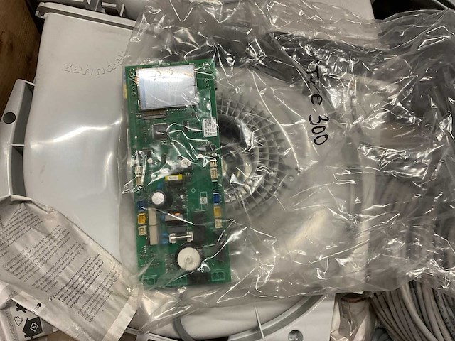 Partij installatiemateriaal - afbeelding 6 van  6