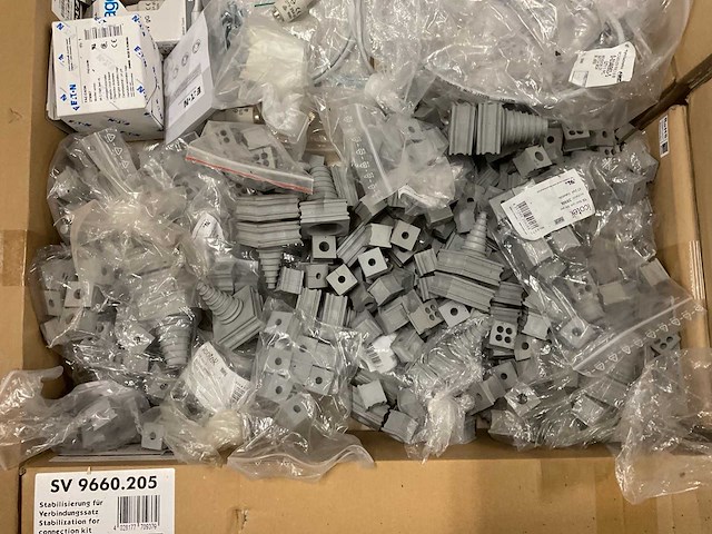 Partij installatiemateriaal - afbeelding 7 van  8