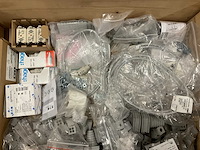 Partij installatiemateriaal - afbeelding 8 van  8