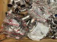 Partij installatiemateriaal - afbeelding 6 van  9