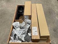 Partij installatiemateriaal - afbeelding 1 van  8