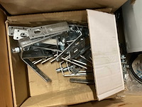 Partij installatiemateriaal - afbeelding 4 van  7