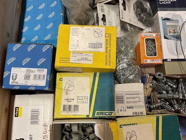 Partij installatiemateriaal - afbeelding 9 van  11