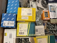 Partij installatiemateriaal - afbeelding 9 van  11