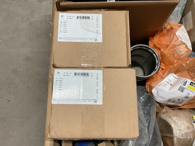Partij installatiemateriaal - afbeelding 5 van  9