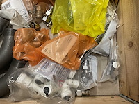 Partij installatiemateriaal - afbeelding 8 van  10