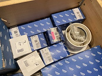 Partij installatiemateriaal - afbeelding 10 van  10