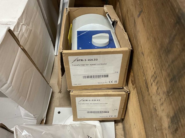 Partij installatiemateriaal - afbeelding 6 van  12