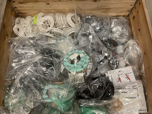 Partij installatiemateriaal - afbeelding 5 van  9