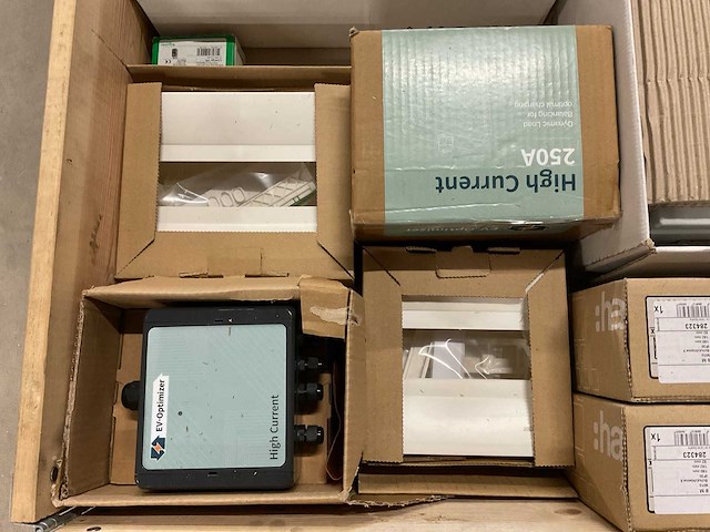 Partij installatiemateriaal - afbeelding 9 van  14