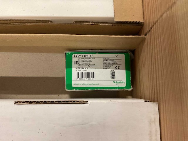 Partij installatiemateriaal - afbeelding 11 van  14