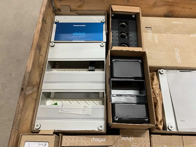 Partij installatiemateriaal - afbeelding 8 van  9
